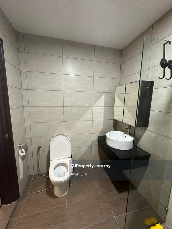 For Rent - Molek Regency