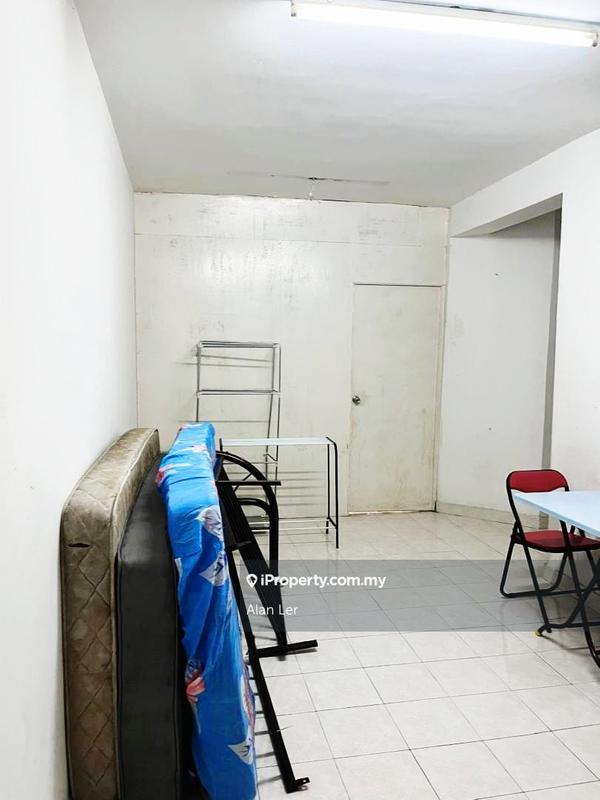 For Sale - Vista Seri Alam