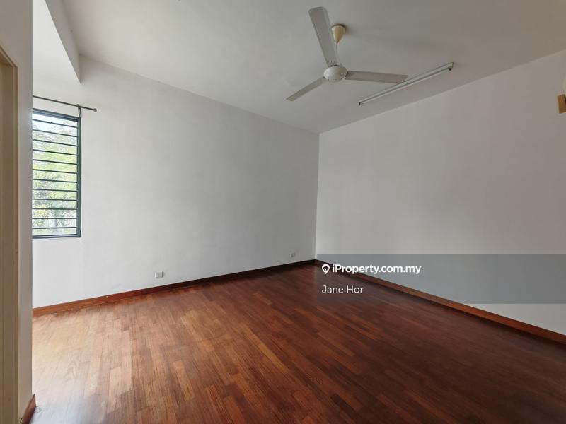 Townhouse for Sale in 16 Sierra, Puchong by Jane Hor - iProperty.com.my