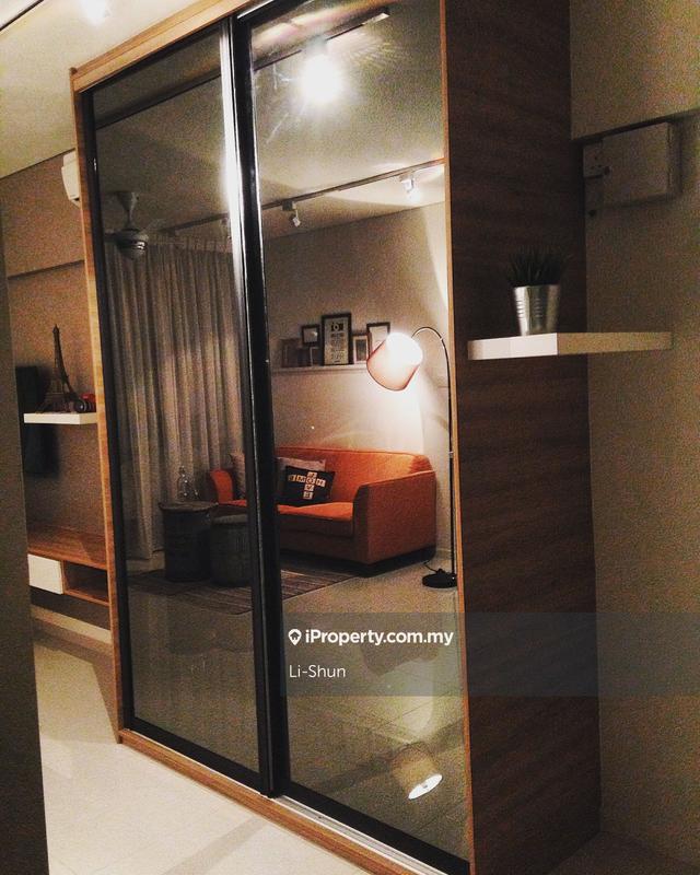 Service Residence for Sale in Mercu Summer Suites by Li-Shun - iProperty.com.my