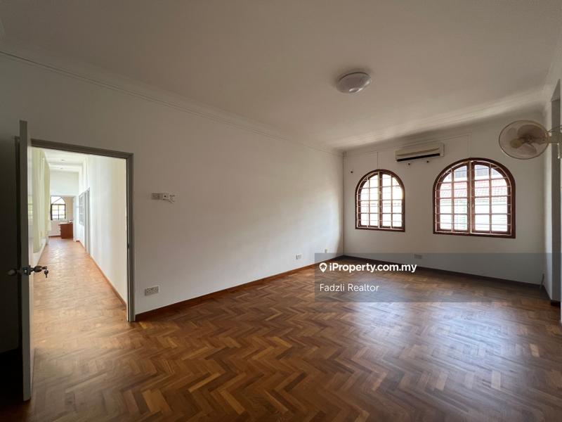 Bungalow House for Sale in Taman TAR (Tun Abdul Razak), Ampang by Fadzli Realtor - iProperty.com.my