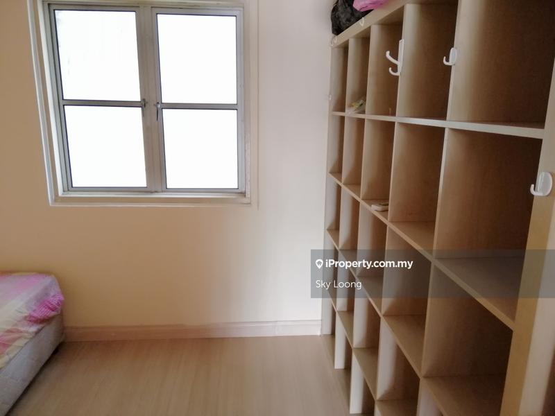 Kondominium untuk Dijual di Pantai Hillpark 5 oleh Sky Loong - iProperty.com.my