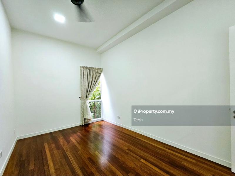 For Sale - Pavilion Hilltop