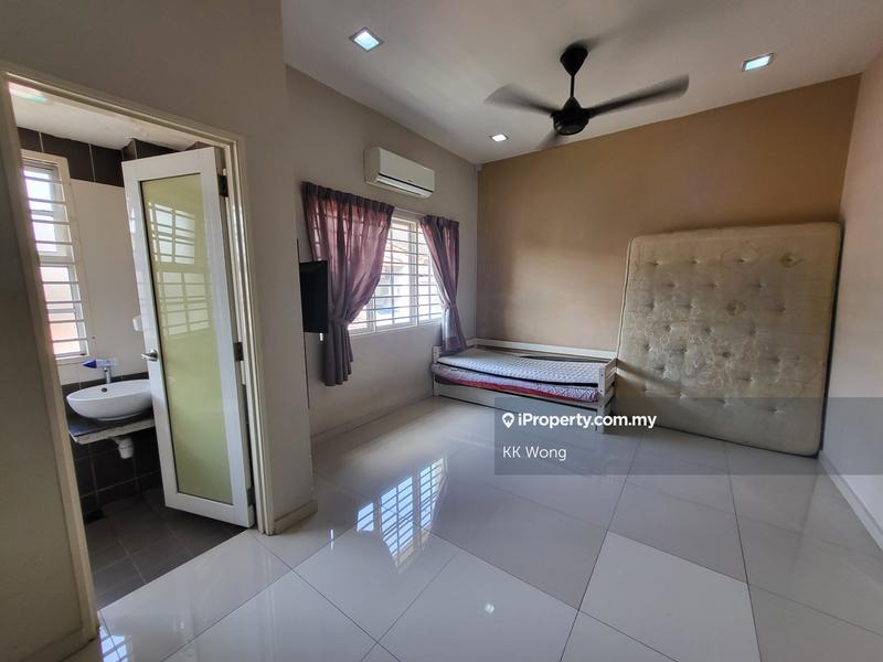 4-storey Terraced House for Sale in DJ Villa 2, Damansara Jaya, PJ, Petaling Jaya by KK Wong - iProperty.com.my
