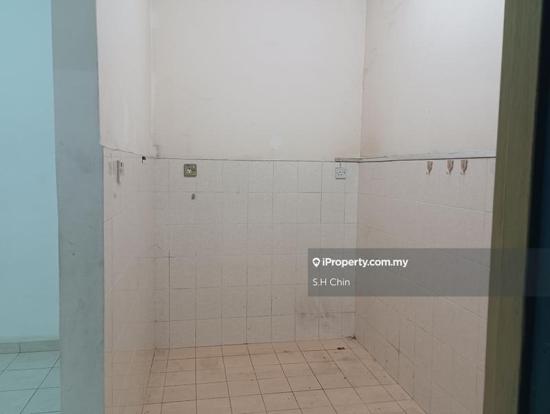 Rumah Flat untuk Dijual di Pandan Mewah oleh S.H Chin - iProperty.com.my