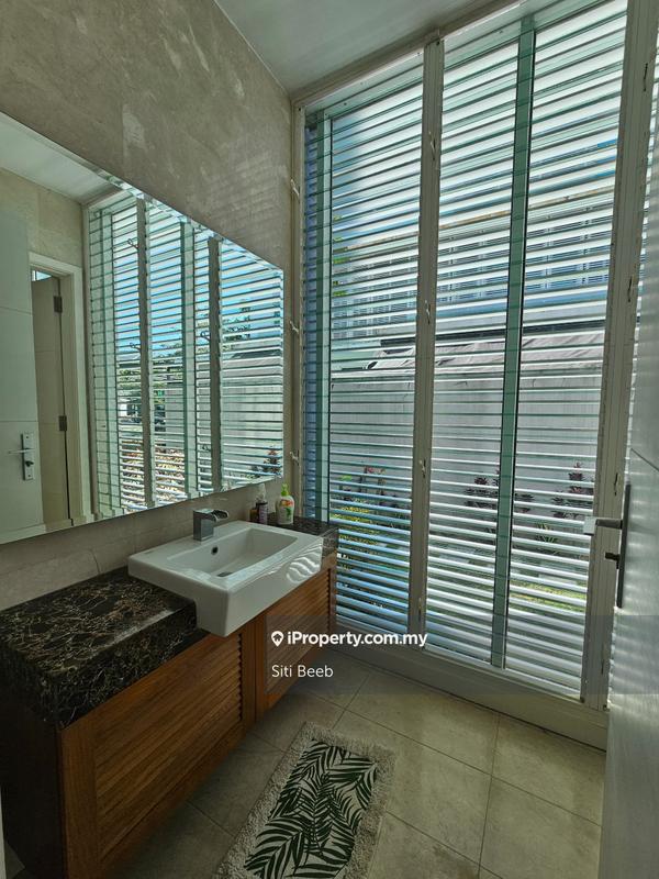 Banglo untuk Dijual di Putra Heights, Subang Jaya oleh Siti Beeb - iProperty.com.my