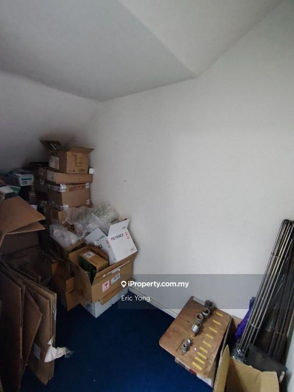 Shop for Rent in Taman Molek, Johor Bahru by Eric Yong - iProperty.com.my