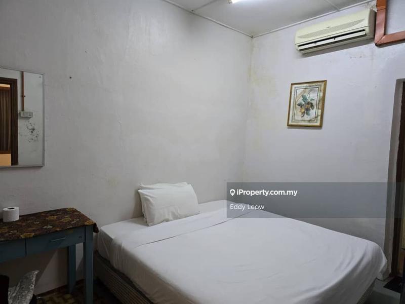 Shop for Sale in Jalan Tukang Emas, Melaka by Eddy Leow - iProperty.com.my