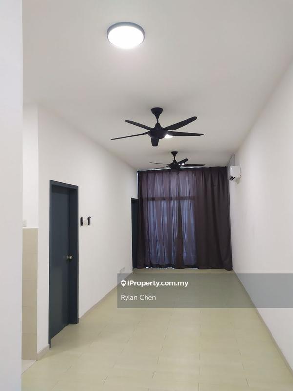 For Rent - Lakefront Homes