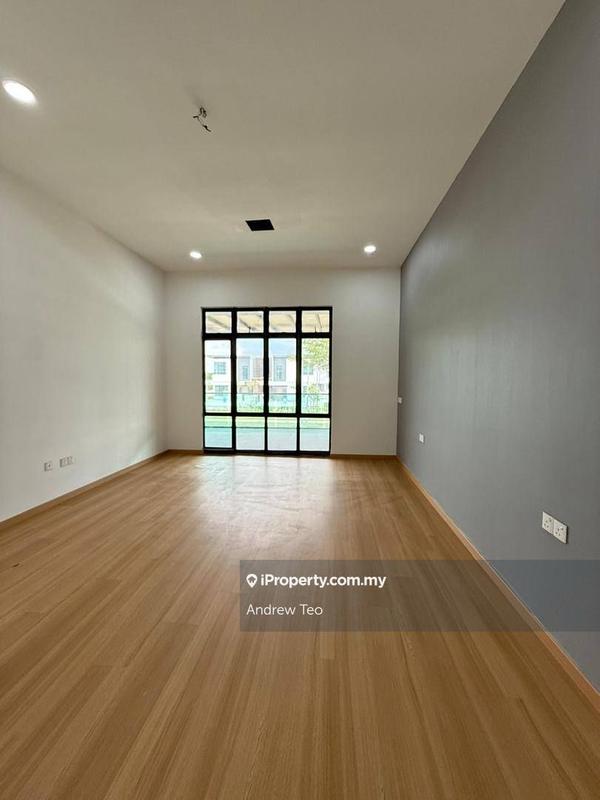Rumah Berkembar untuk Dijual di Taman Gaya, Ulu Tiram oleh Andrew Teo - iProperty.com.my