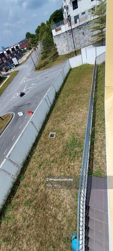 Rumah Berkembar untuk Dijual di Bandar Sungai Long, Selangor oleh Kelly Yan Kai Lit - iProperty.com.my