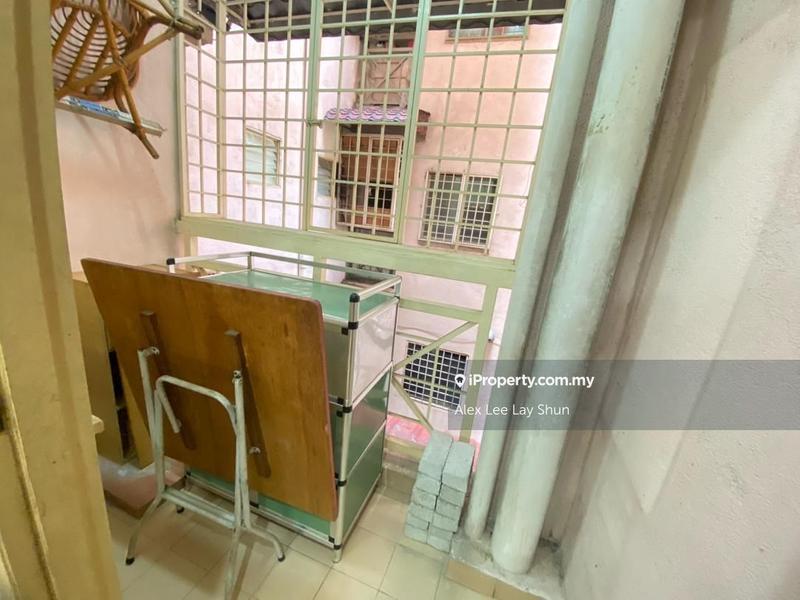 Pangsapuri untuk Dijual di Pangsapuri Bayu oleh Alex Lee Lay Shun - iProperty.com.my