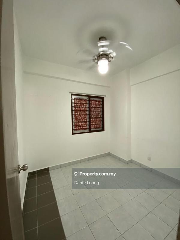 Condominium for Sale in Villaria by Dante Leong - iProperty.com.my