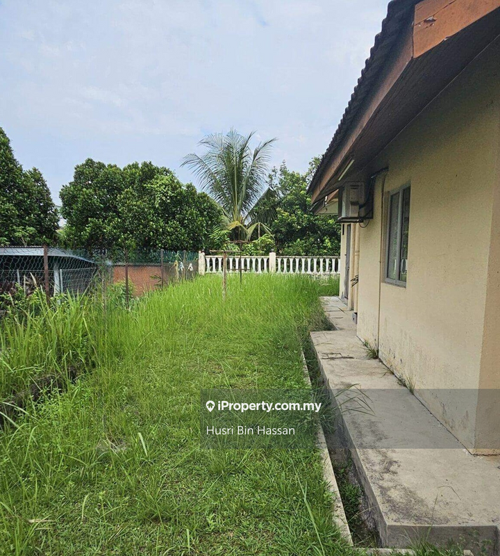 Bungalow House untuk Dijual di Seksyen 3, Bangi oleh Husri Bin Hassan - iProperty.com.my