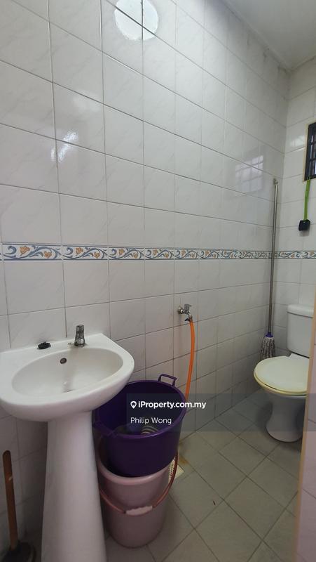 Rumah Berangkai 2 Tingkat untuk Dijual di Taman Serdang Raya, Seri Kembangan oleh Philip Wong - iProperty.com.my