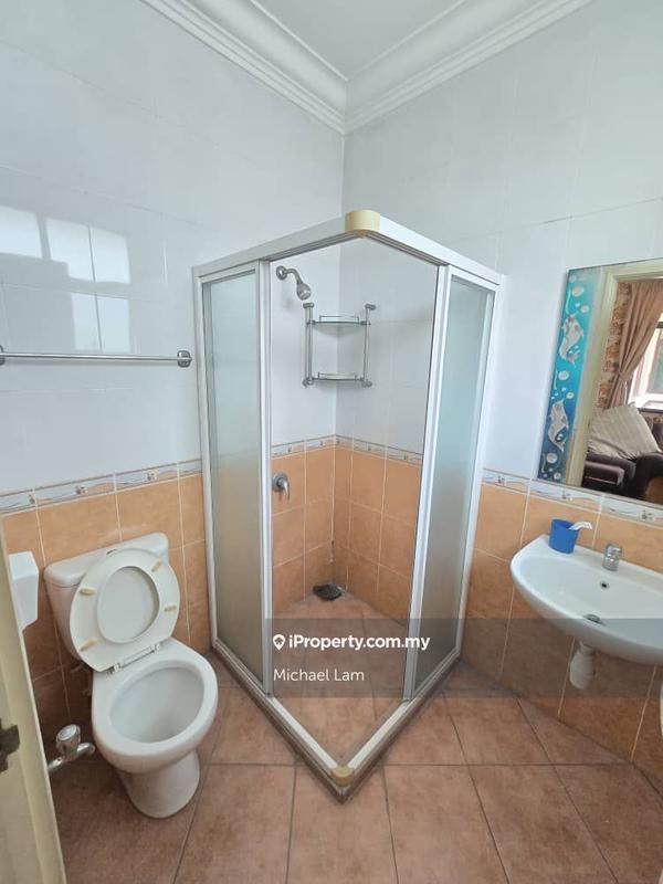 Bungalow House untuk Dijual di Kelana Jaya, Petaling Jaya oleh Michael Lam - iProperty.com.my