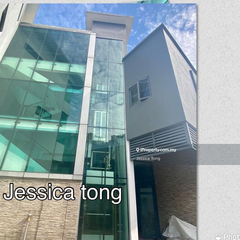 Banglo untuk Dijual di Tropicana golf & country resort, Petaling Jaya oleh Jessica Tong - iProperty.com.my