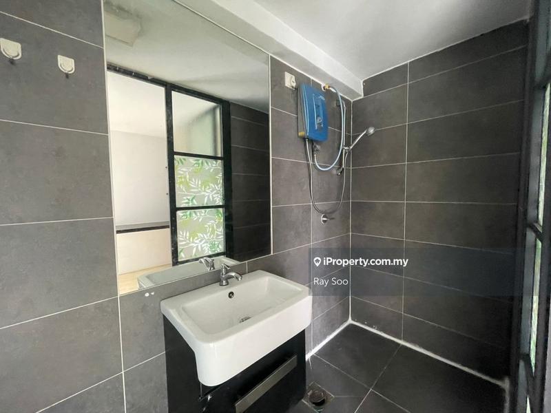 Soho for Sale in Petaling Jaya, Damansara Perdana by Ray Soo - iProperty.com.my