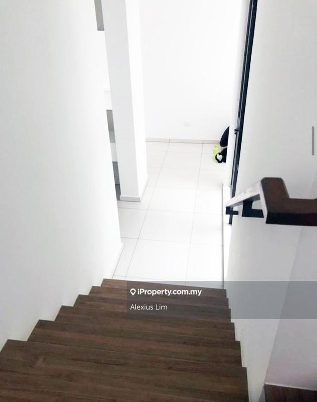 Kediaman Servis untuk Dijual di Emerald Residence oleh Alexius Lim - iProperty.com.my