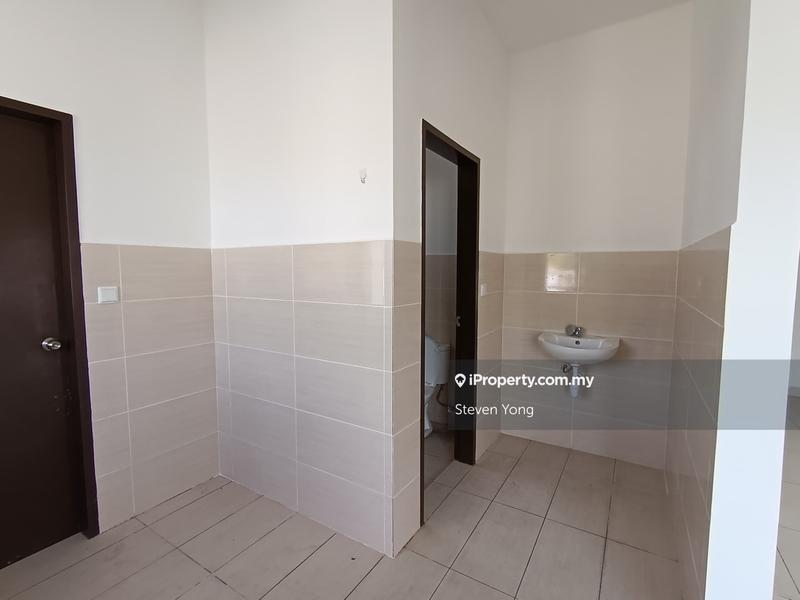 2-storey Terraced House for Sale in oihs2, Beranang by Steven Yong - iProperty.com.my