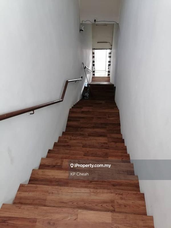 For Sale - Taman Equine, Putra Permai Shoplot