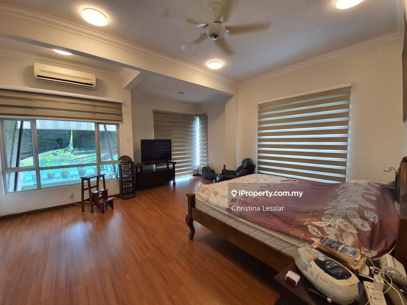 Rumah Berangkai 3 Tingkat untuk Dijual di USJ Heights, Subang Jaya oleh Christina Lesslar - iProperty.com.my