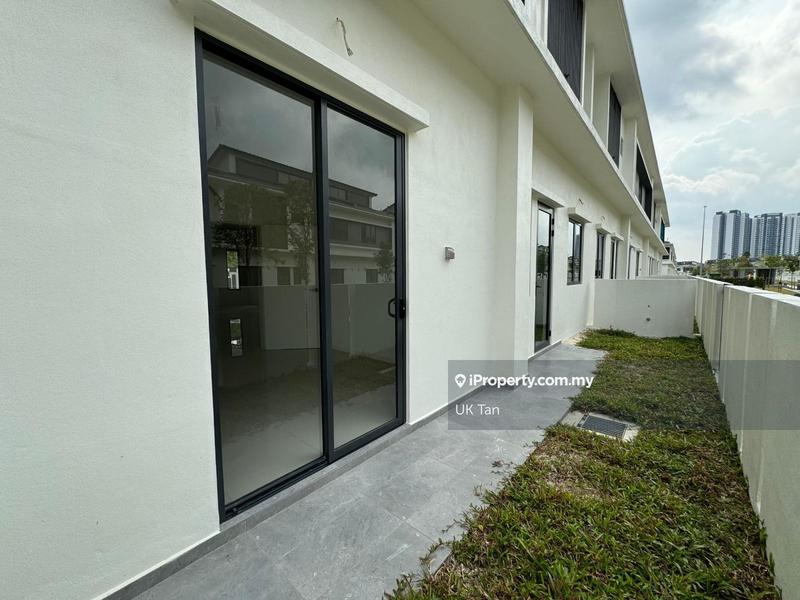 Semi-Detached House for Sale in Bandar Tropicana Aman, Telok Panglima Garang by UK Tan - iProperty.com.my