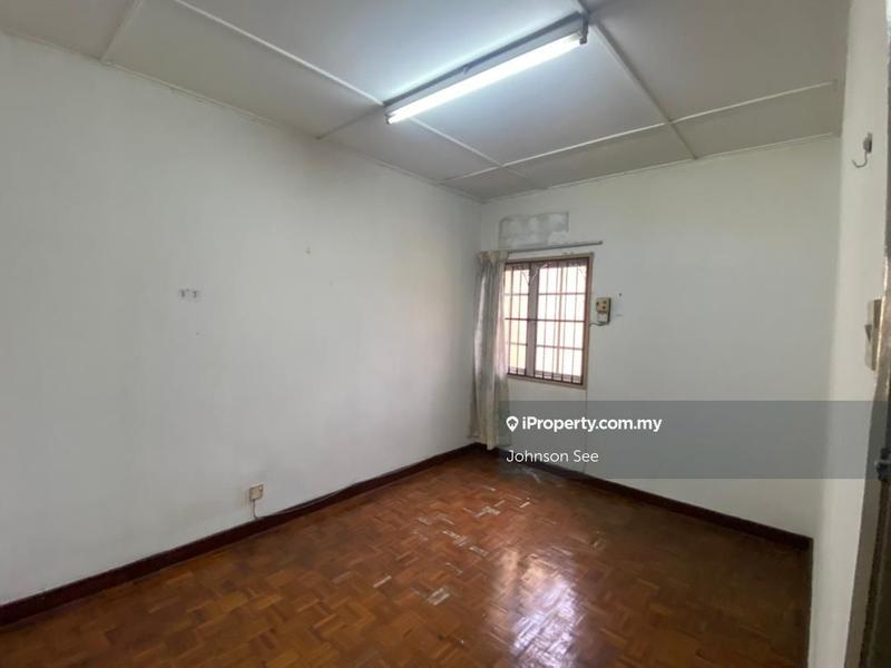 Rumah Teres 2-Tingkat untuk Dijual di Usj 2, Subang Jaya oleh Johnson See - iProperty.com.my