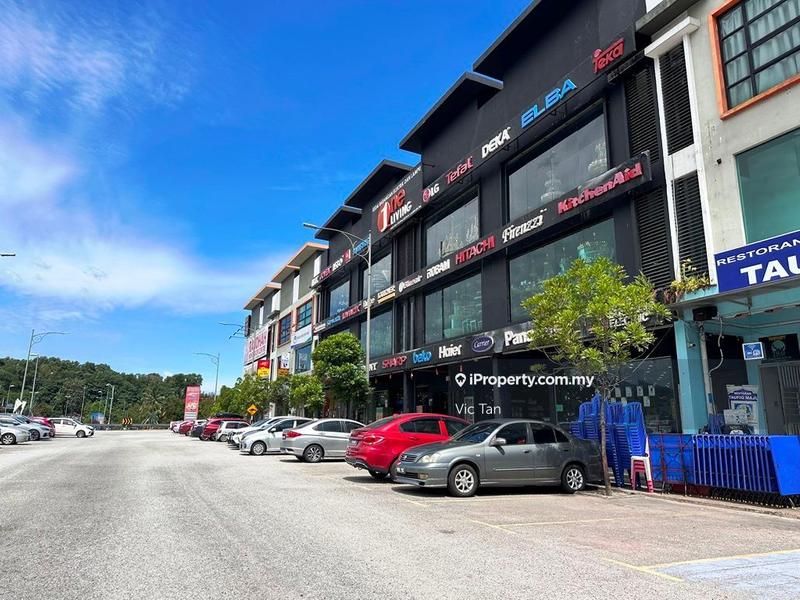 Shop for Sale in Semenyih, Selangor by Vic Tan - iProperty.com.my