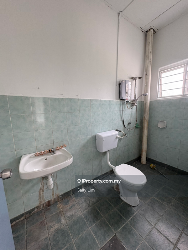 Rumah Teres 2-Tingkat untuk Dijual di Taman Puncak Jalil, Seri Kembangan oleh Sally Lim - iProperty.com.my