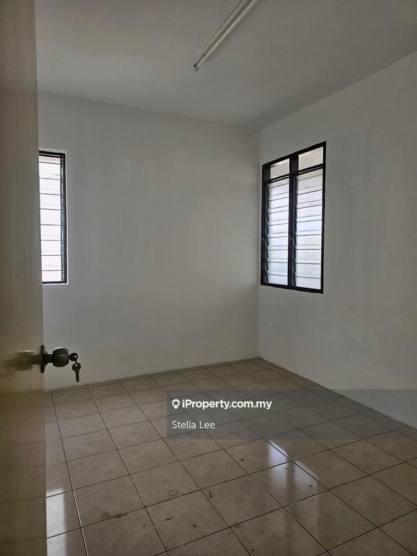 Flat for Sale in Flat Mahkota Cheras (L6 L7 L8 L9) by Stella Lee - iProperty.com.my