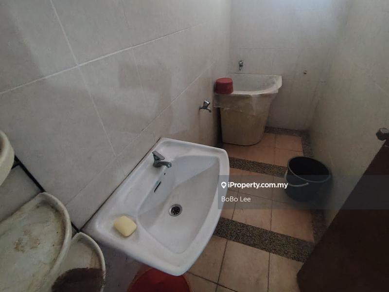 Bungalow House for Sale in Taman Overseas Union (Taman Oug), Jalan Klang Lama (Old Klang Road) by BoBo Lee - iProperty.com.my