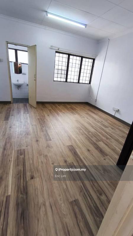 Rumah Berangkai 2.5 Tingkat untuk Disewa di Bandar Utama 10, Bandar Utama oleh Eric Lim - iProperty.com.my
