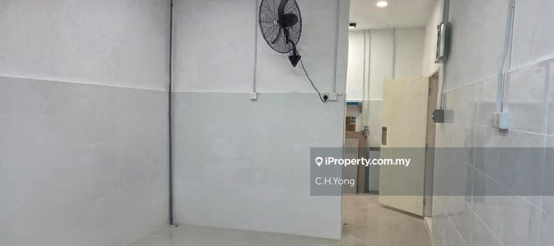 Kedai untuk Disewa di Taman Equine, Seri Kembangan oleh C.H.Yong - iProperty.com.my
