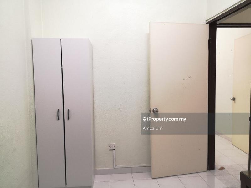 Apartment for Sale in Pangsapuri Sri Abadi by Amos Lim - iProperty.com.my