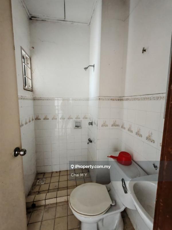 Rumah Teres 2-Tingkat untuk Dijual di Bandar Kinrara Seksyen 5, Bandar Kinrara oleh Chai M Y - iProperty.com.my