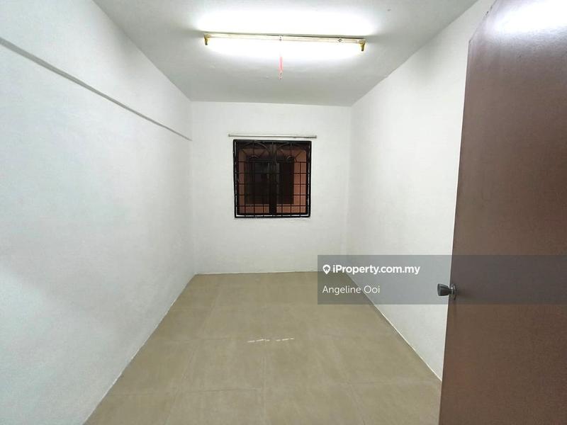 Rumah Flat untuk Dijual di Lestari Apartment oleh Angeline Ooi - iProperty.com.my