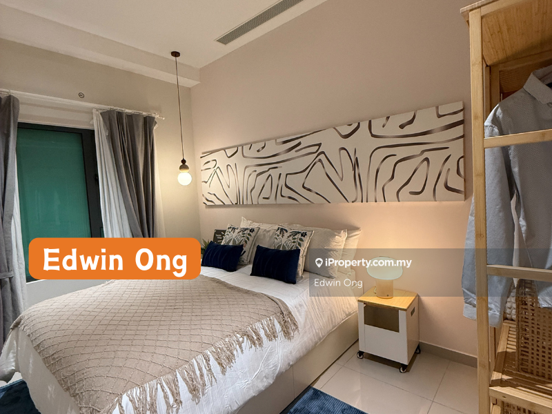 For Sale - Seiras @ Utropolis