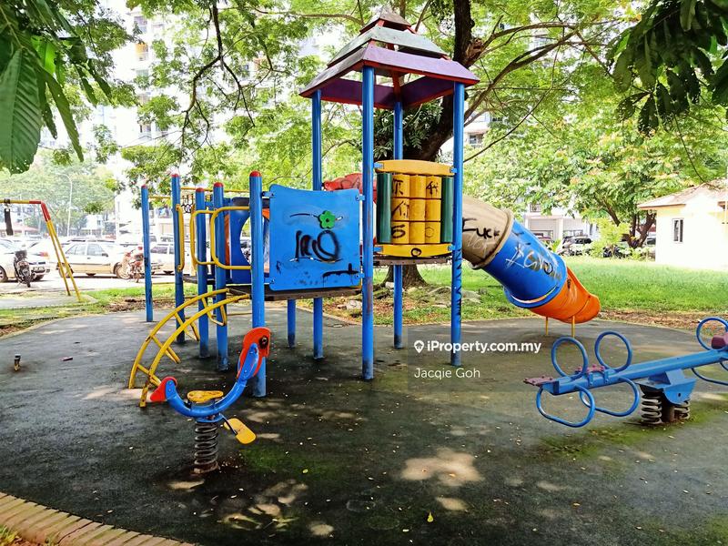 Pangsapuri untuk Dijual di Teratai Mewah Apartment Block 15,17,19,21 oleh Jacqie Goh - iProperty.com.my
