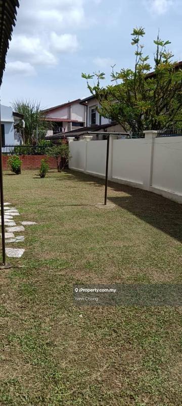 Rumah Berkembar untuk Dijual di Taman Yarl, Jalan Klang Lama (Old Klang Road) oleh Yenn Chong - iProperty.com.my