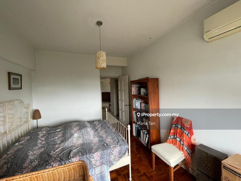 Condominium for Sale in Pantai Panorama Condominiums by Maria Tan - iProperty.com.my