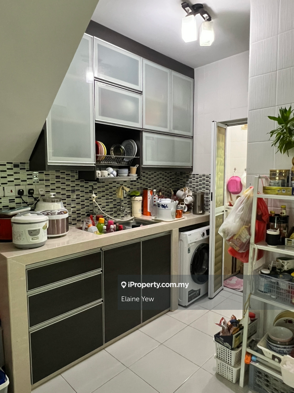 Rumah Bandar untuk Dijual di Amansiara, Selayang oleh Elaine Yew - iProperty.com.my