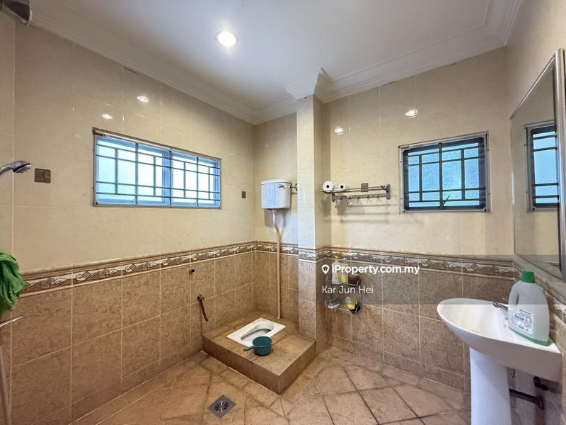Banglo untuk Dijual di Country Heights, Kajang oleh Kar Jun Hei - iProperty.com.my
