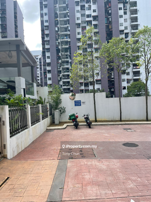 For Sale - Saville @ The Park