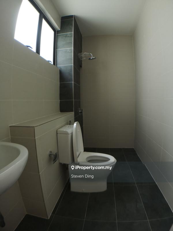 Semi-Detached House for Sale in Setia Utama, Setia Alam by Steven Ding - iProperty.com.my