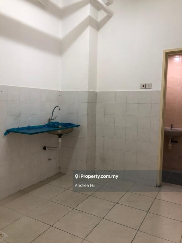 Service Residence for Sale in Cova Square by Andrea Hii - iProperty.com.my