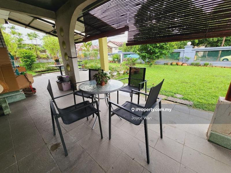 Bungalow House for Sale in Seksyen 5, Petaling Jaya by Joyce Wan - iProperty.com.my