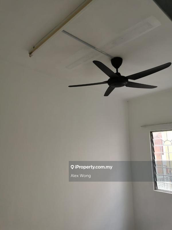 2-storey Terraced House for Sale in seri kembangan, taman lestari putra, Seri Kembangan by Alex Wong - iProperty.com.my