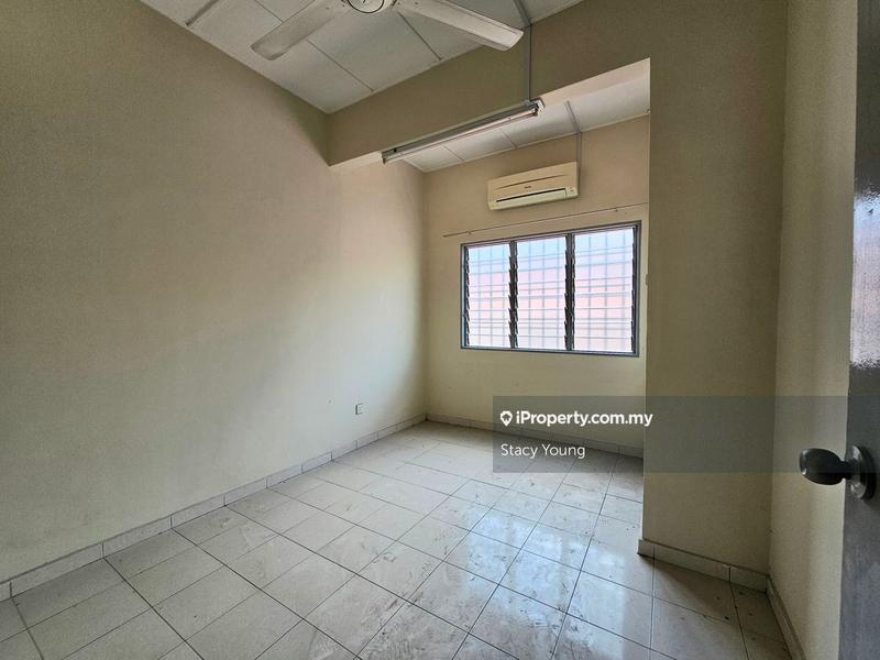 2.5-storey Terraced House for Sale in Bandar Mahkota Cheras, Cheras by Stacy Young - iProperty.com.my