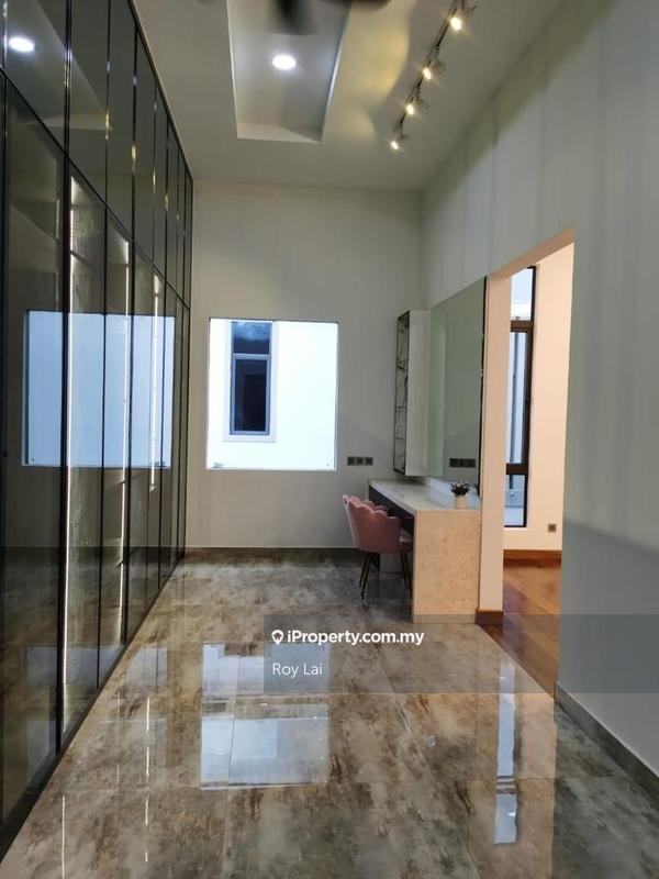 Bungalow House for Sale in Taman Equine, Seri Kembangan by Roy Lai - iProperty.com.my